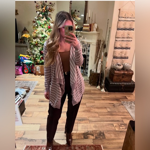 Bajee collection grey and white sweater jacket size large - Picture 3 of 9